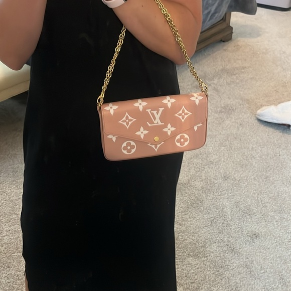 Louis Vuitton Félicie Pochette - Picture 11 of 14